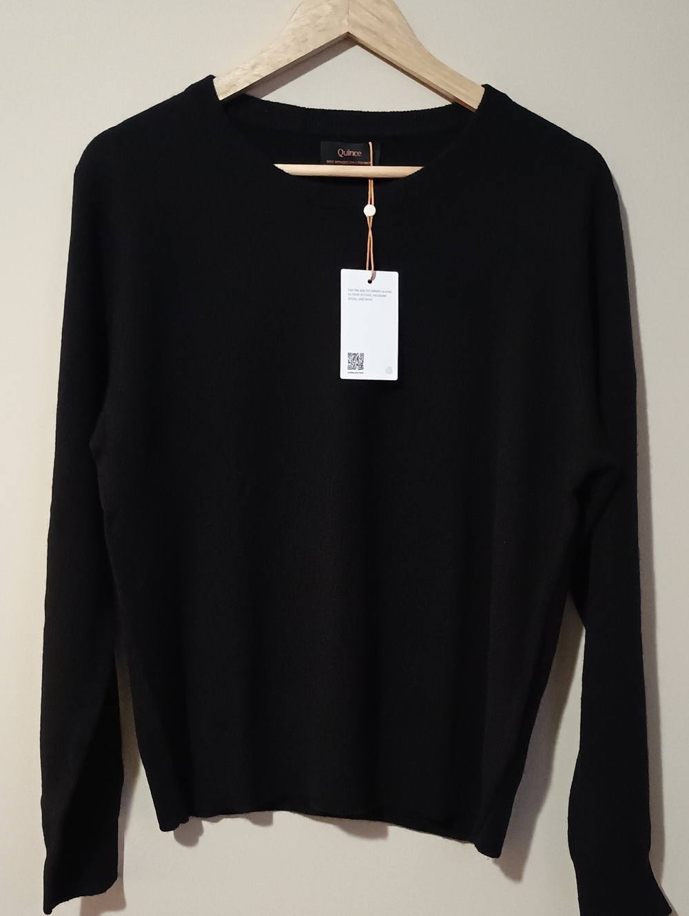 Quince Men's 100% Mongolian Cashmere Classic Crewneck Sweater Large Black